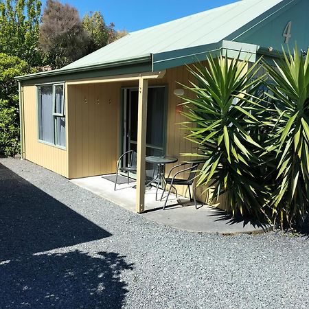 Bay Cottages Kaikoura Exterior photo