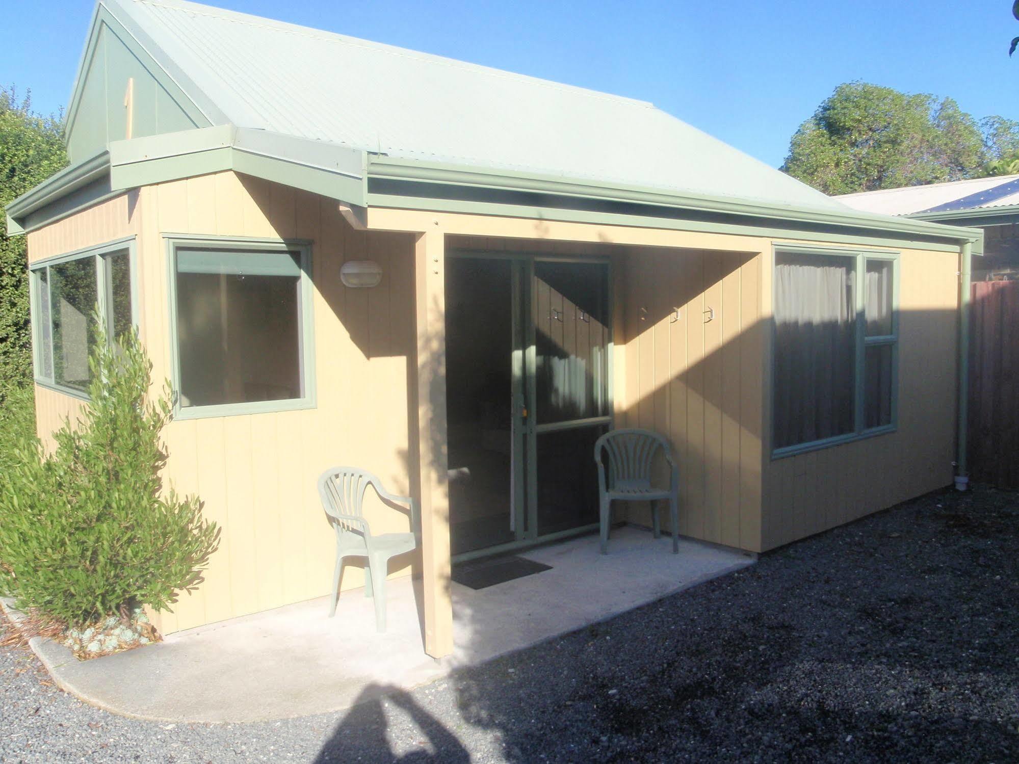 Bay Cottages Kaikoura Exterior photo